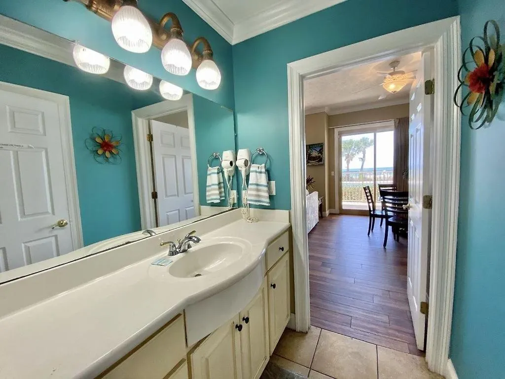 Wonderful Tropical Condo With Beach And Fitness Center Access - Unit 0102 Panama City Beach 0*,  ABD